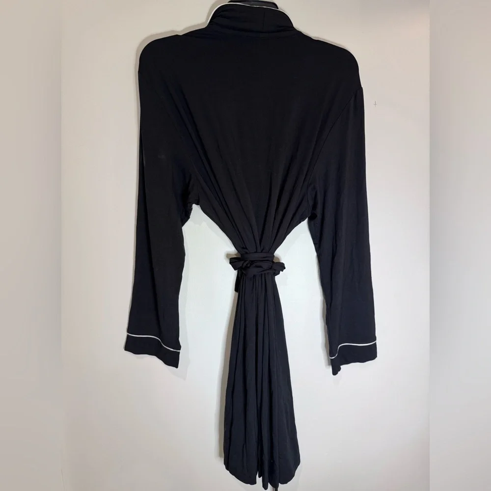 Eberjey Gisele Tuxedo Robe in black with white piping Large